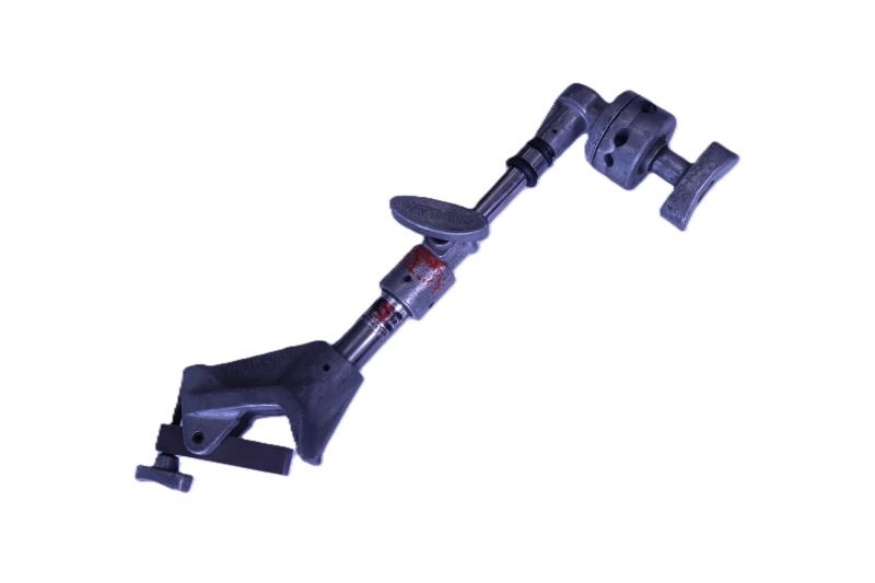 フラッグクランプ