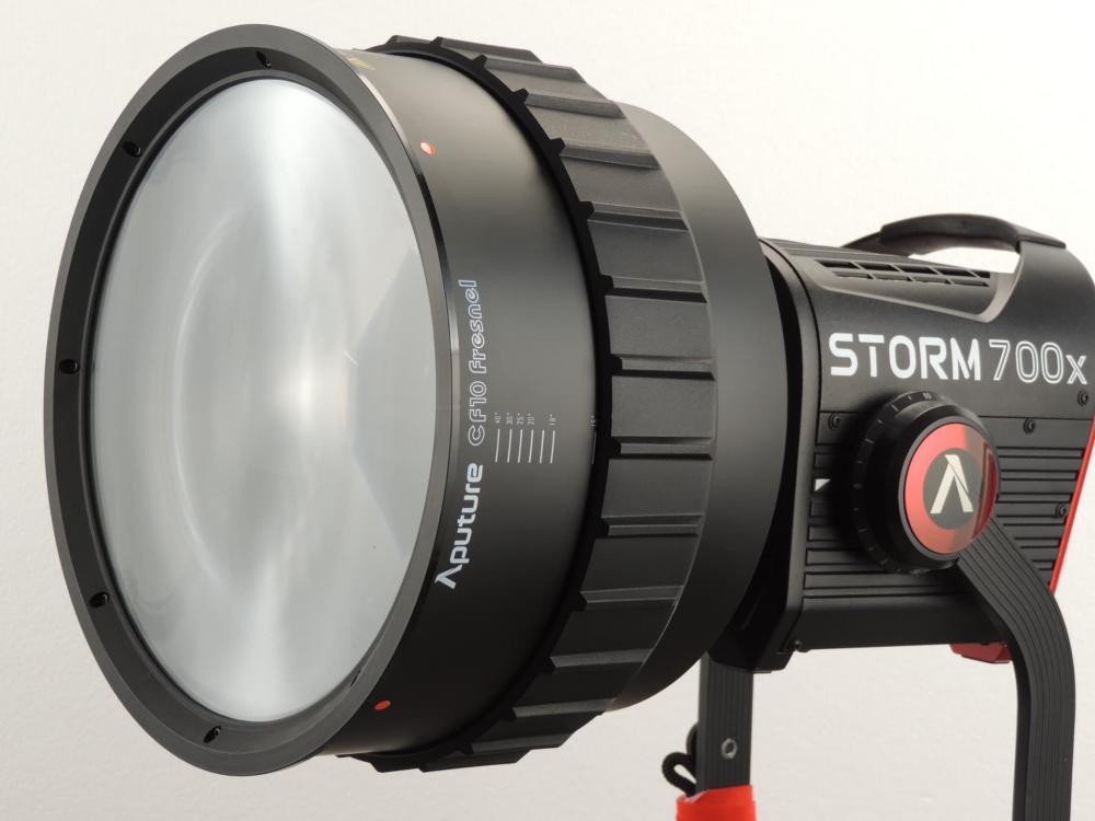 Aputure STORM400X CF7フレネルレンズ